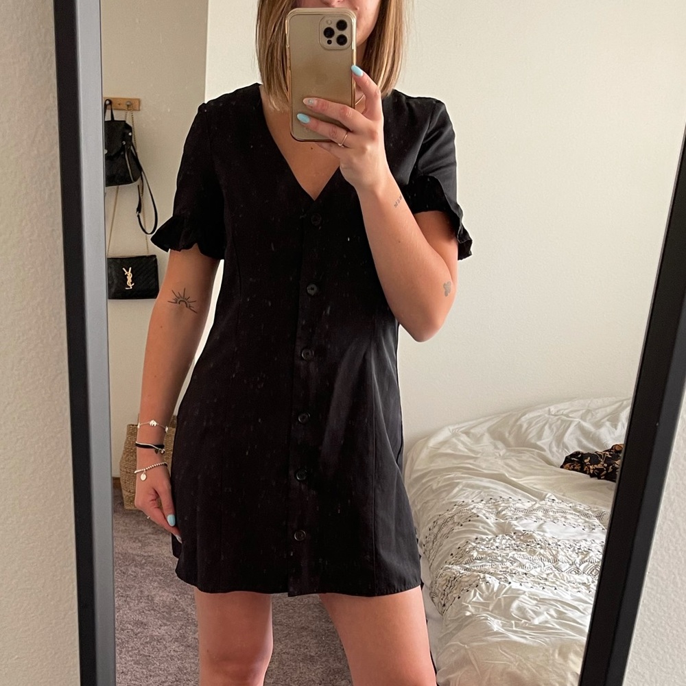 Short dress